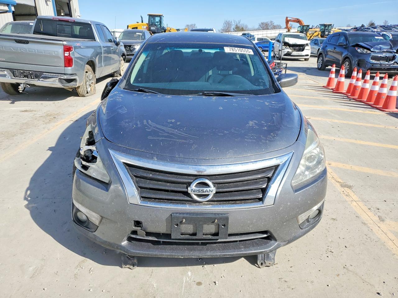 2015 Nissan Altima 2.5 - Image 5