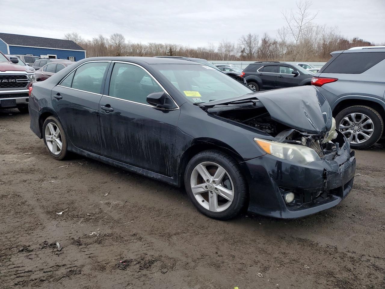 2013 Toyota Camry Se - Фото 4