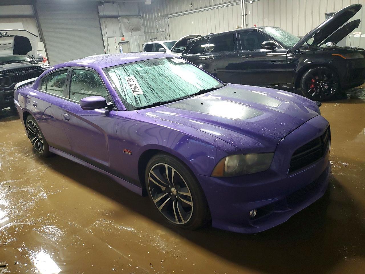 2013 Dodge Charger Super Bee - Image 4