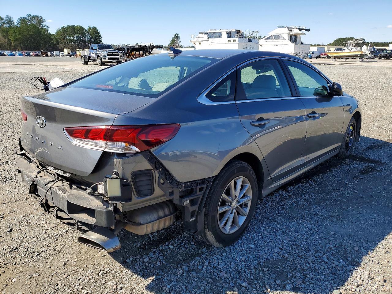 2019 Hyundai Sonata Se - Фото 3