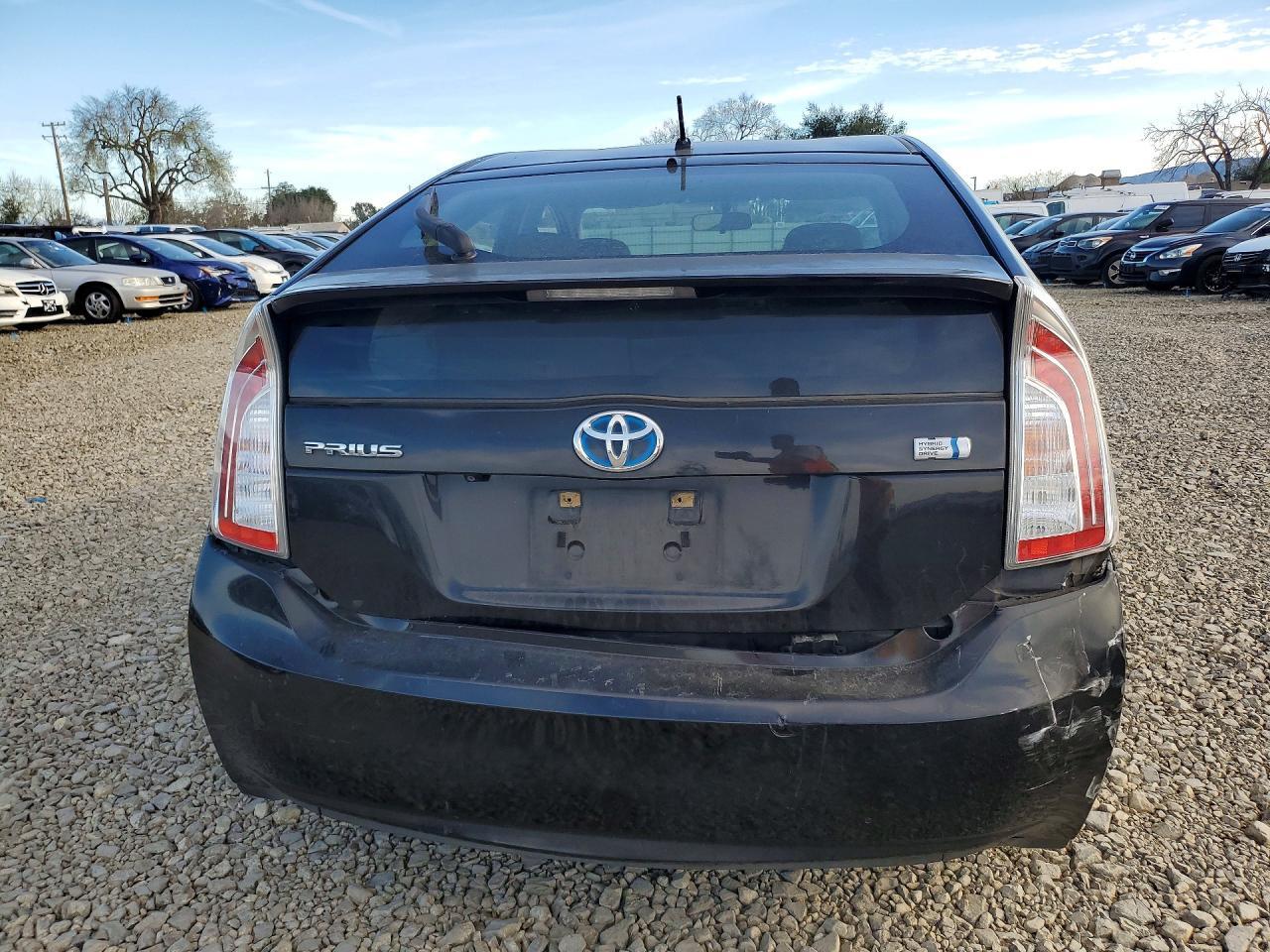 2015 Toyota Prius Two - Фото 6