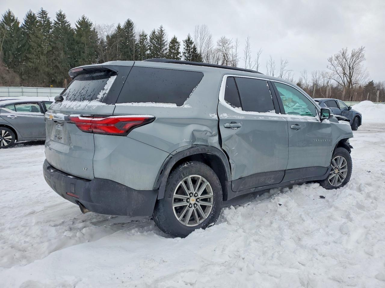 2023 Chevrolet Traverse Lt - Фото 3