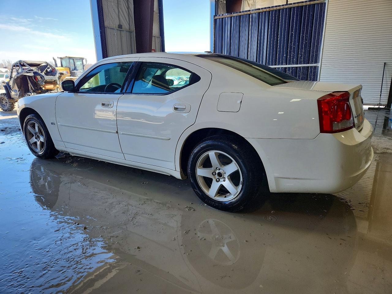 2010 Dodge Charger Sxt - Image 2