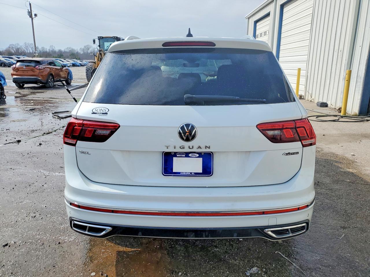 2022 Volkswagen Tiguan Sel R-Line - Image 6