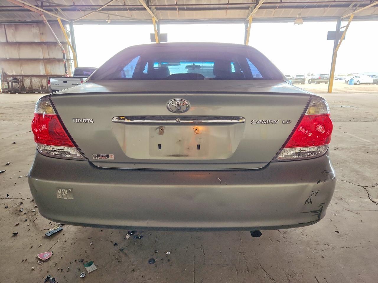 2005 Toyota Camry Le - Фото 6