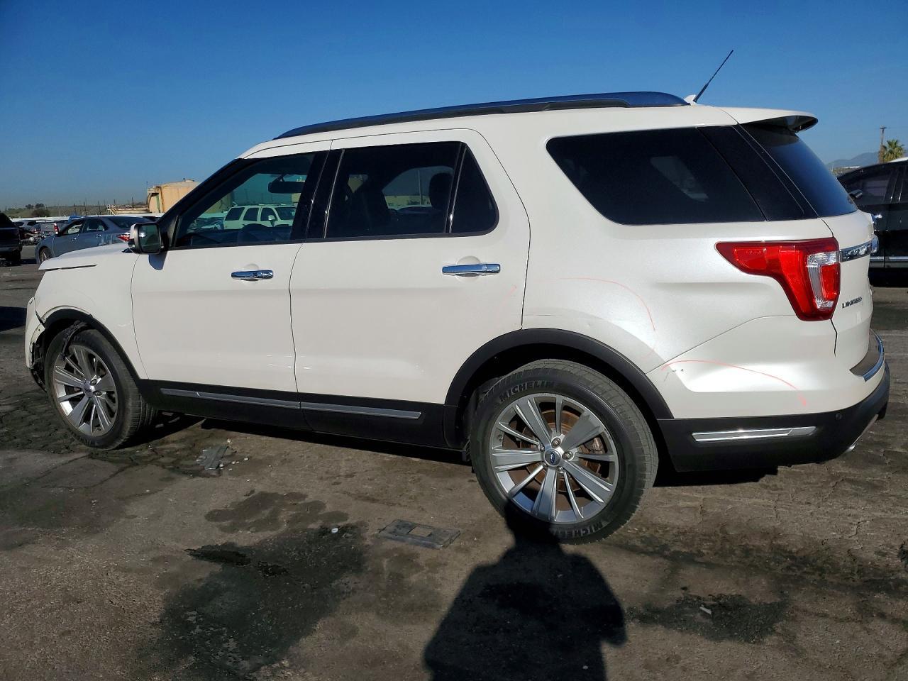 2018 Ford Explorer Limited - Фото 2