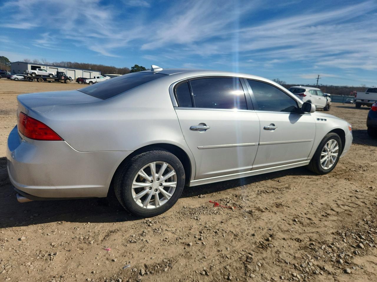 2011 Buick Lucerne Cx - Image 3