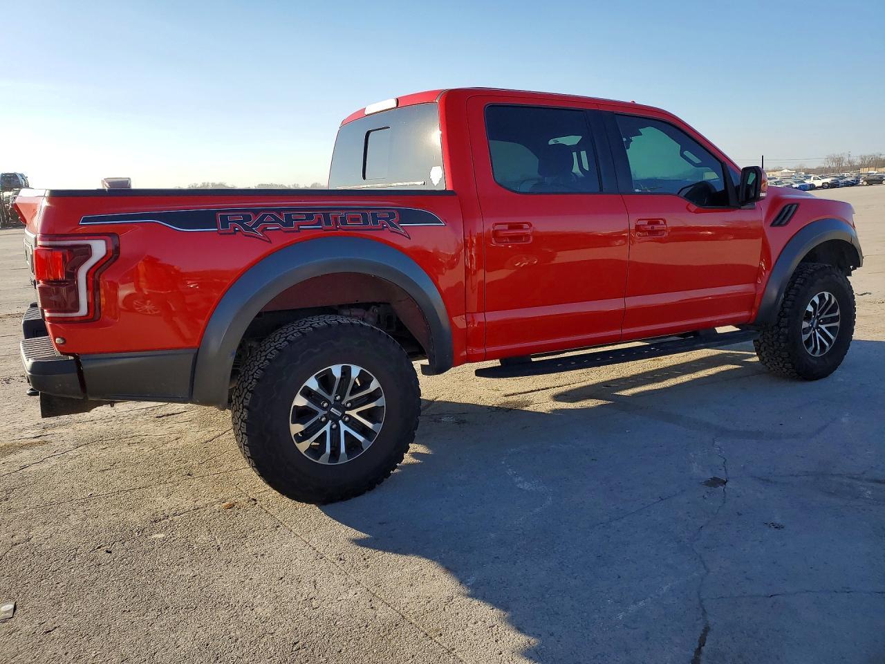 2019 Ford F150 Raptor - Image 3