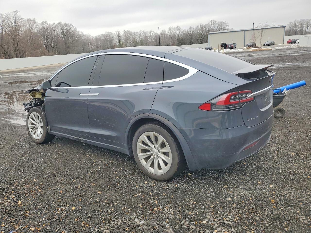 2018 Tesla Model X - Фото 2