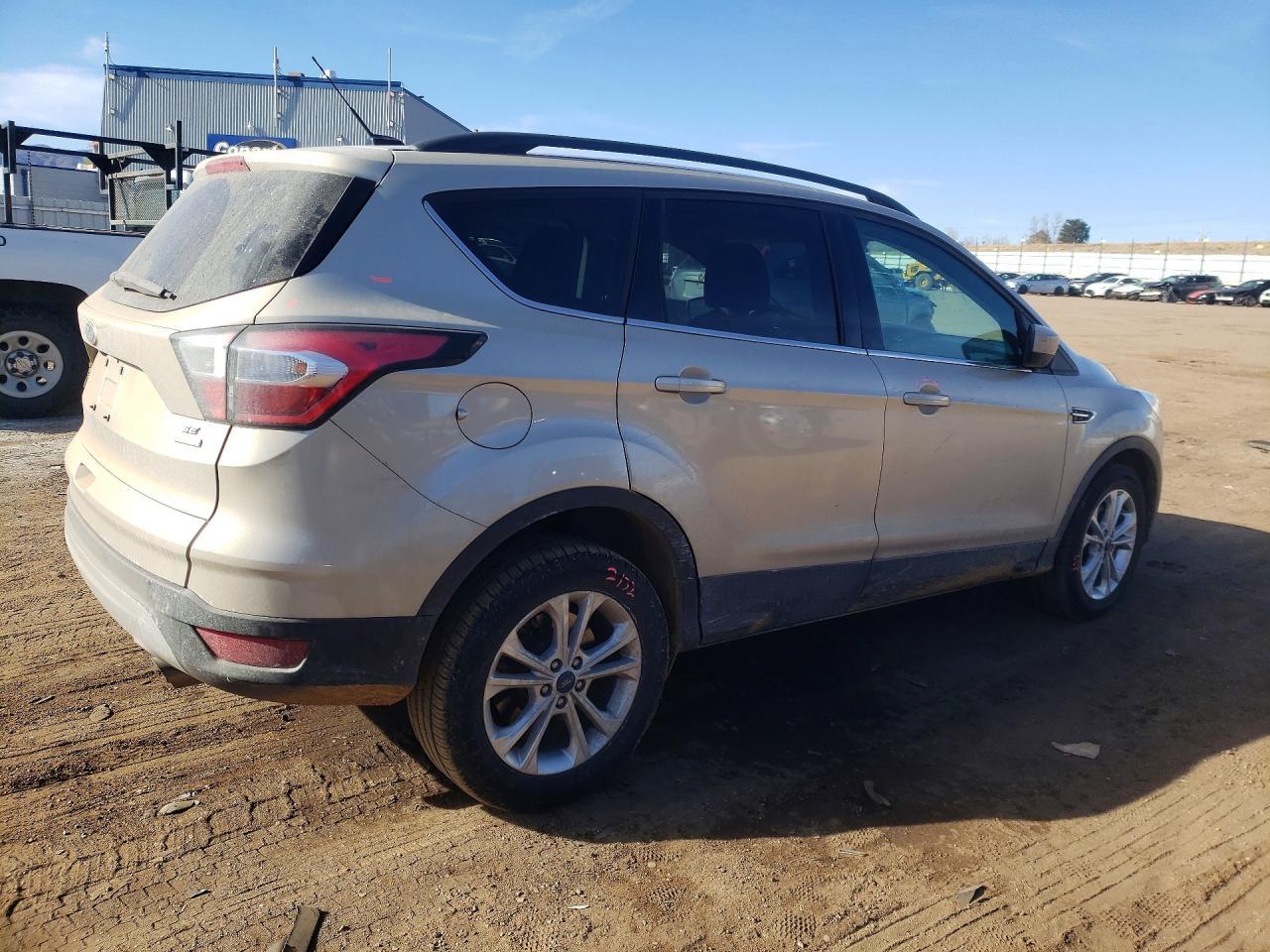 2017 Ford Escape Se - Фото 3