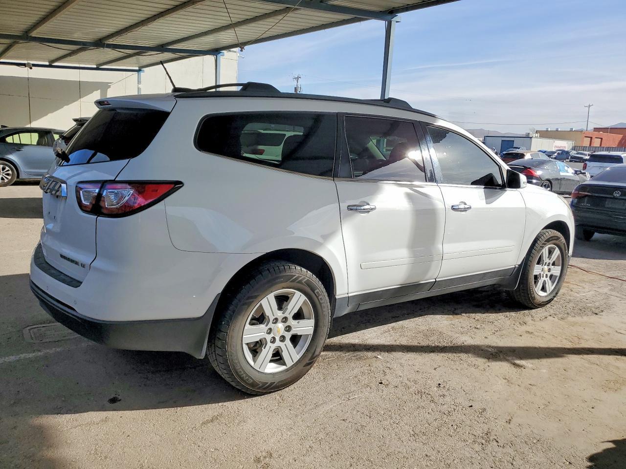 2016 Chevrolet Traverse Lt - Фото 3