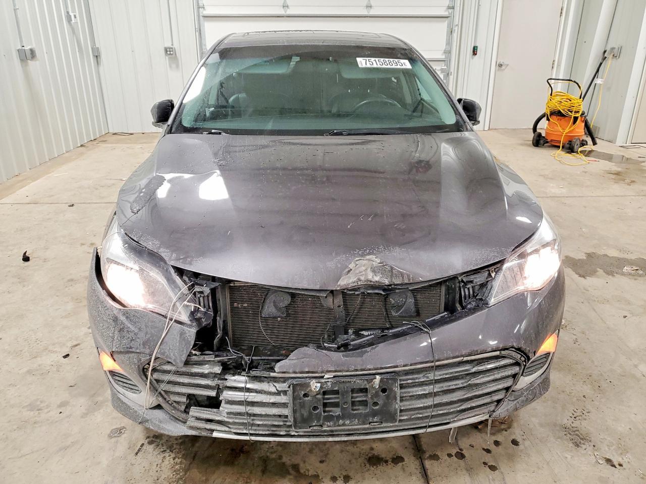 2015 Toyota Avalon Xle - Image 5
