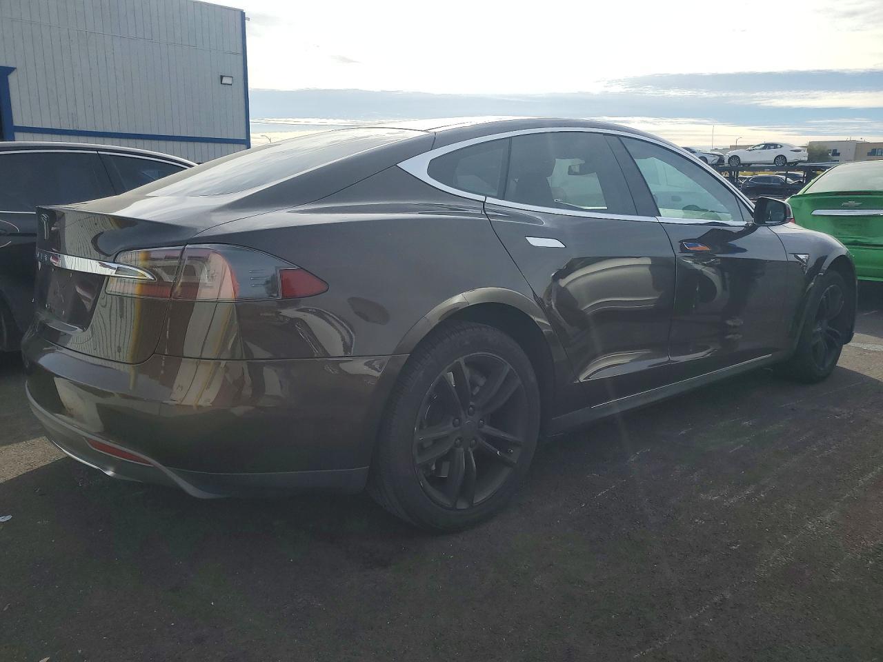 2013 Tesla Model S - Image 3