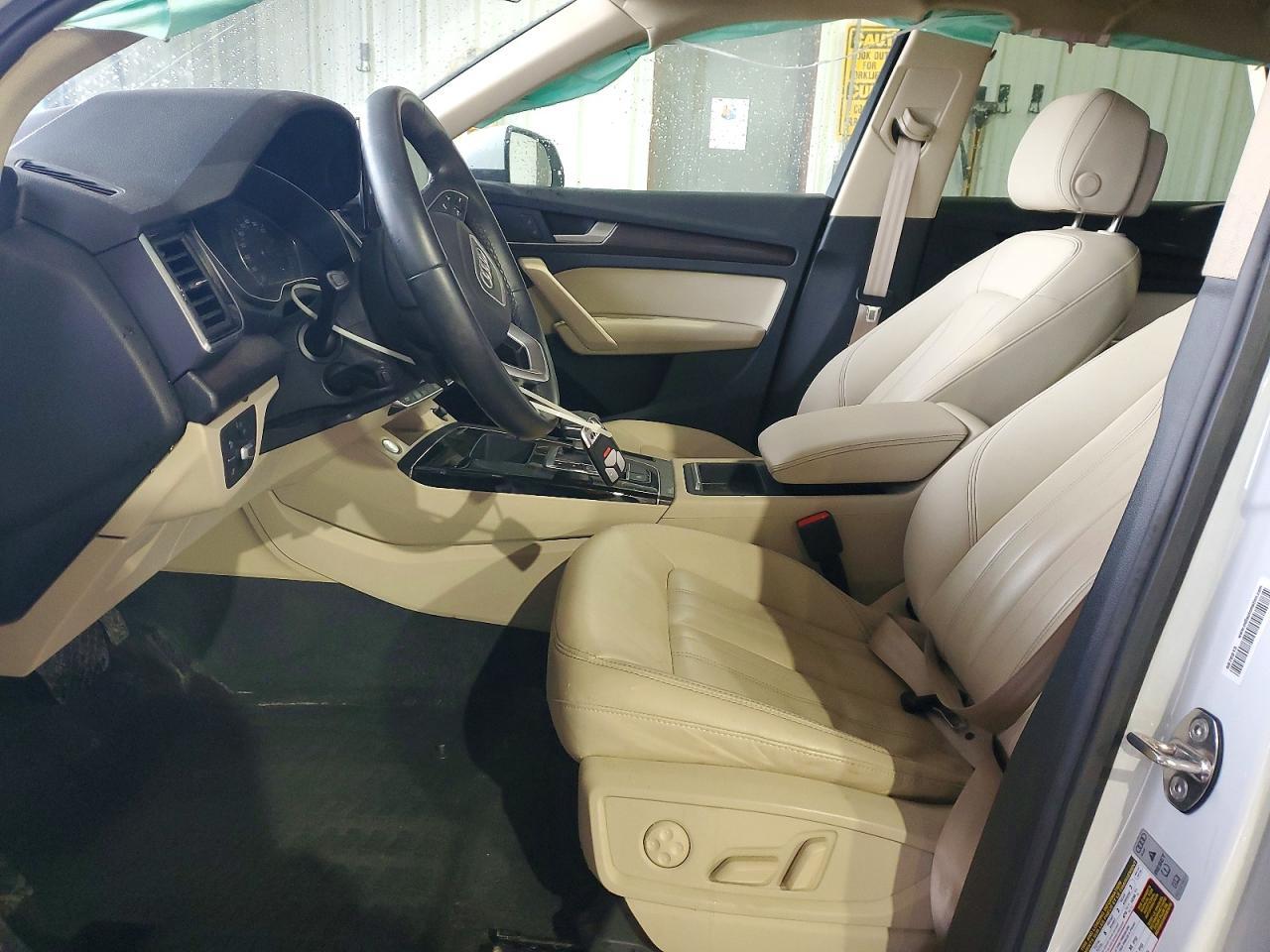2022 Audi Q5 Premium 40 - Фото 7
