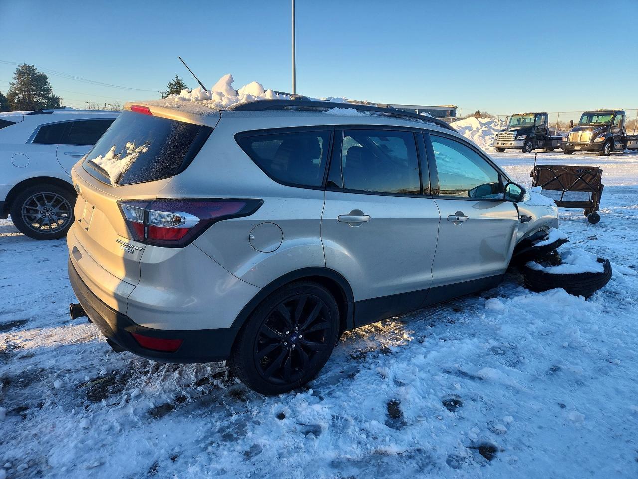 2017 Ford Escape Titanium - Image 3