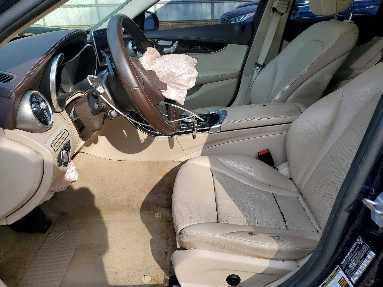 2017 Mercedes-Benz C 300 4Matic - Image 7