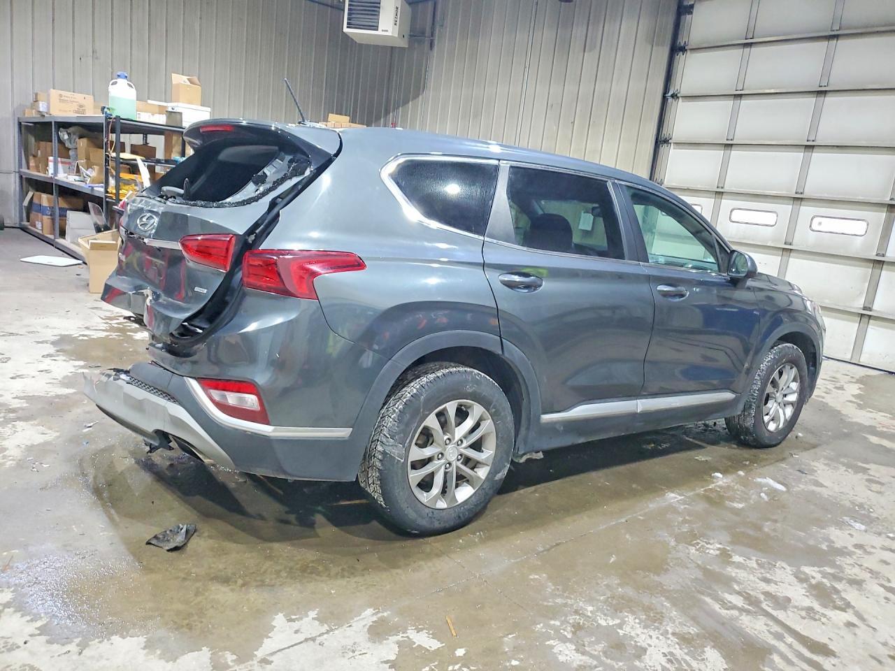 2020 Hyundai Santa Fe Se - Image 3