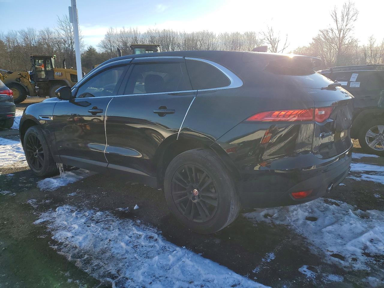 2017 Jaguar F-Pace Prestige - Фото 2