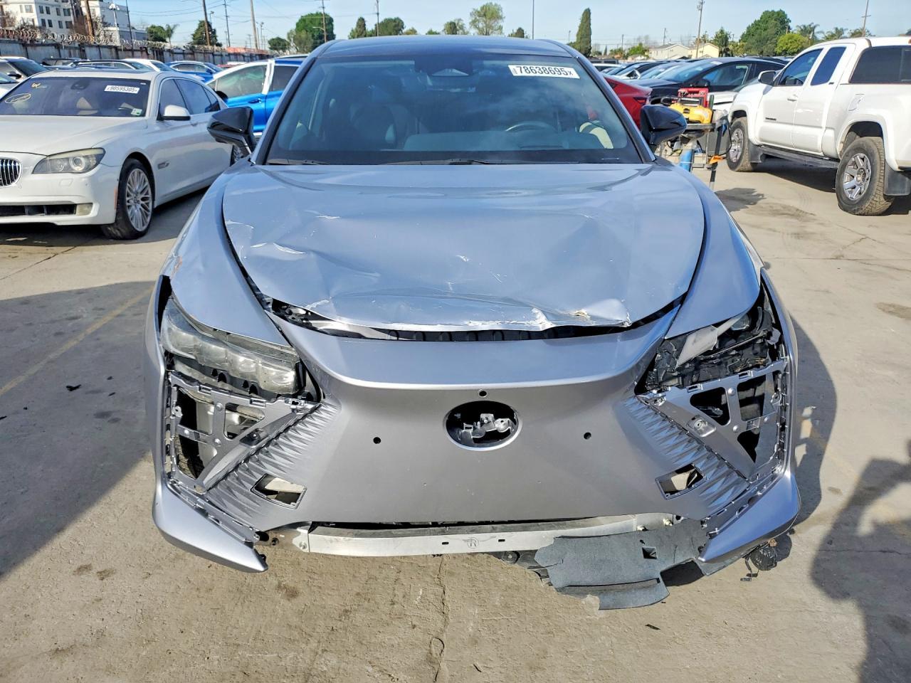 2023 Lexus Rz 450E - Image 5