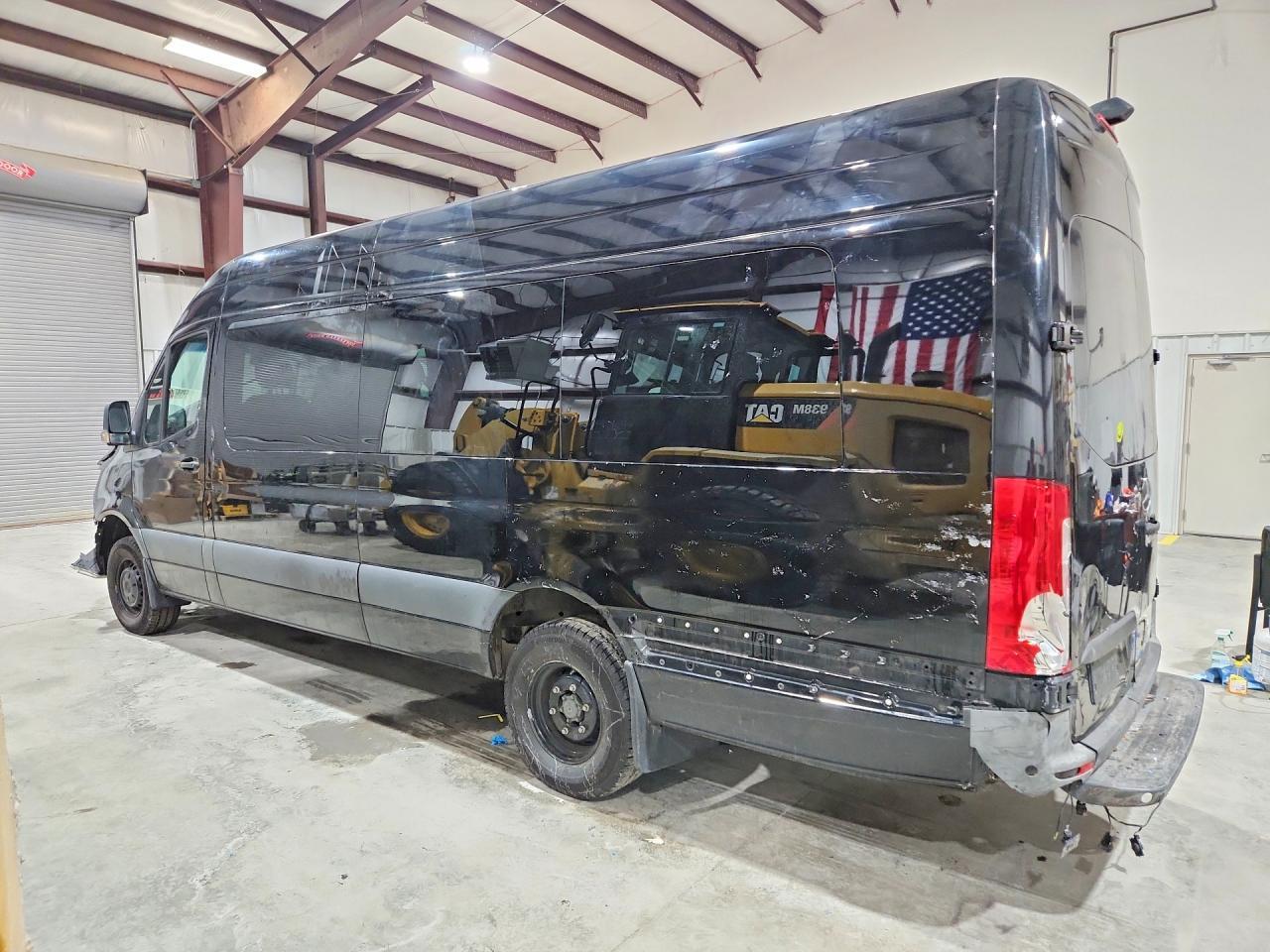 2022 Mercedes Benz Sprinter Delivery Van - Image 2