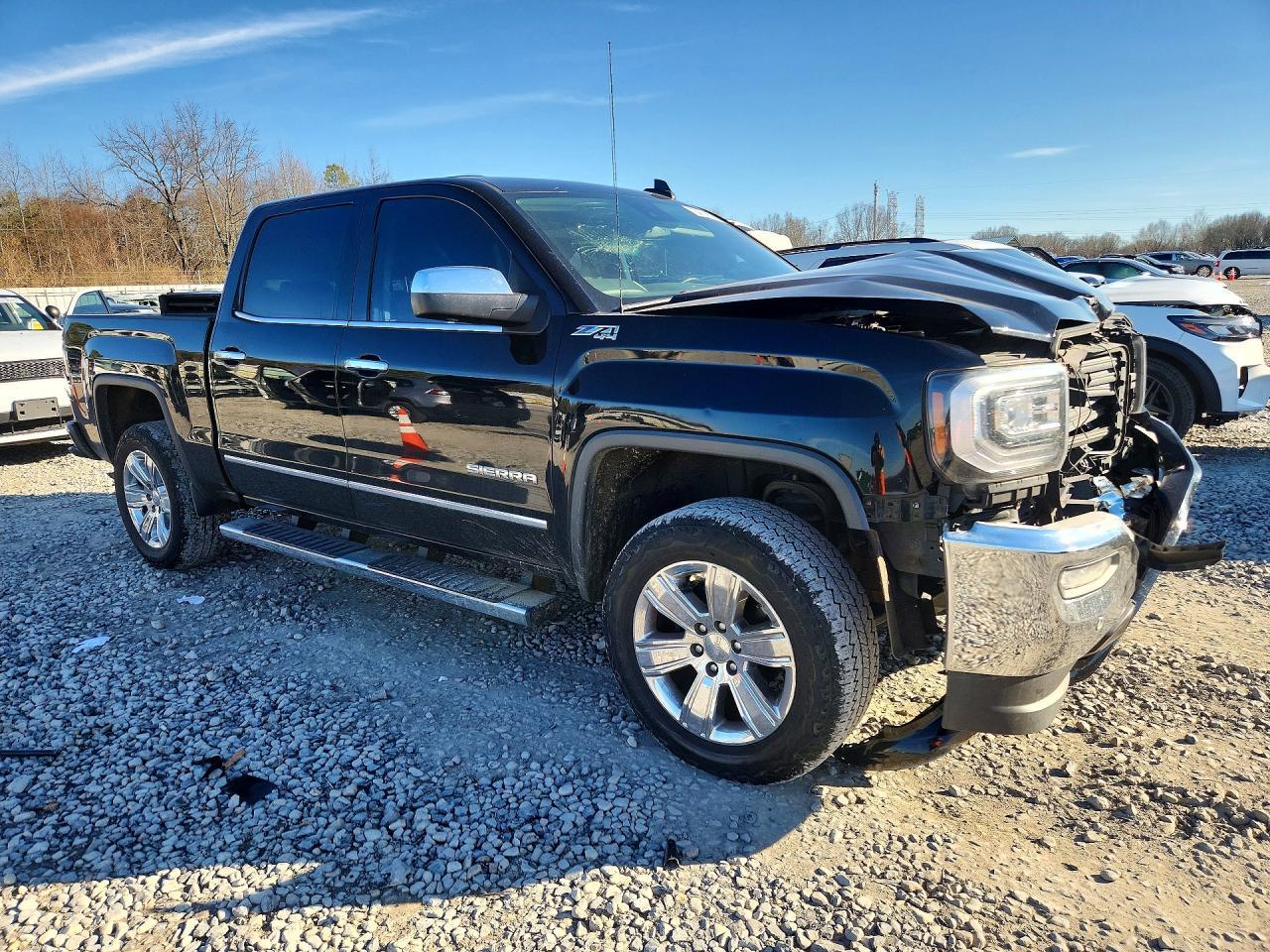 2017 GMC Sierra - Image 4