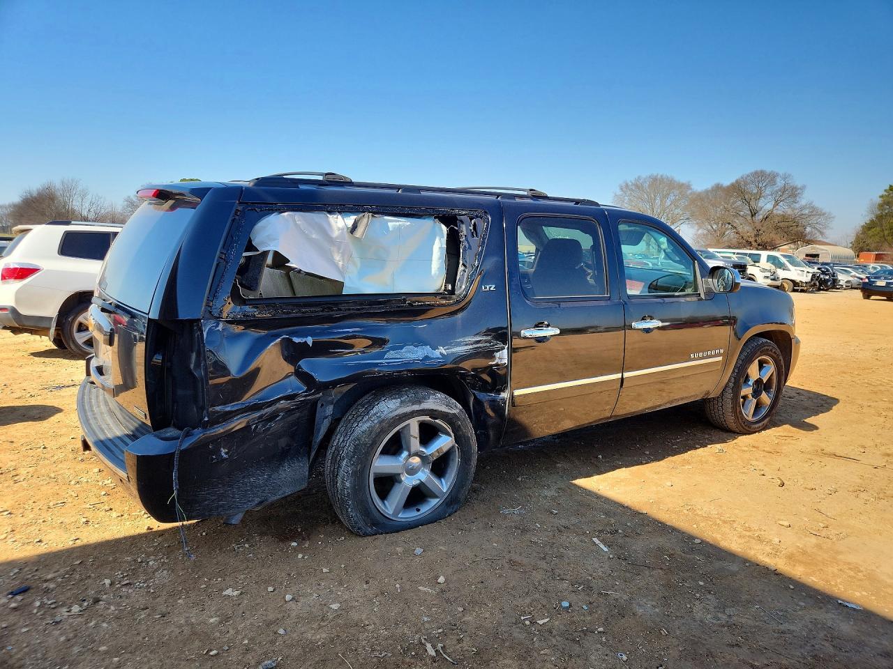 2012 Chevrolet Suburban K1500 Ltz - Фото 3