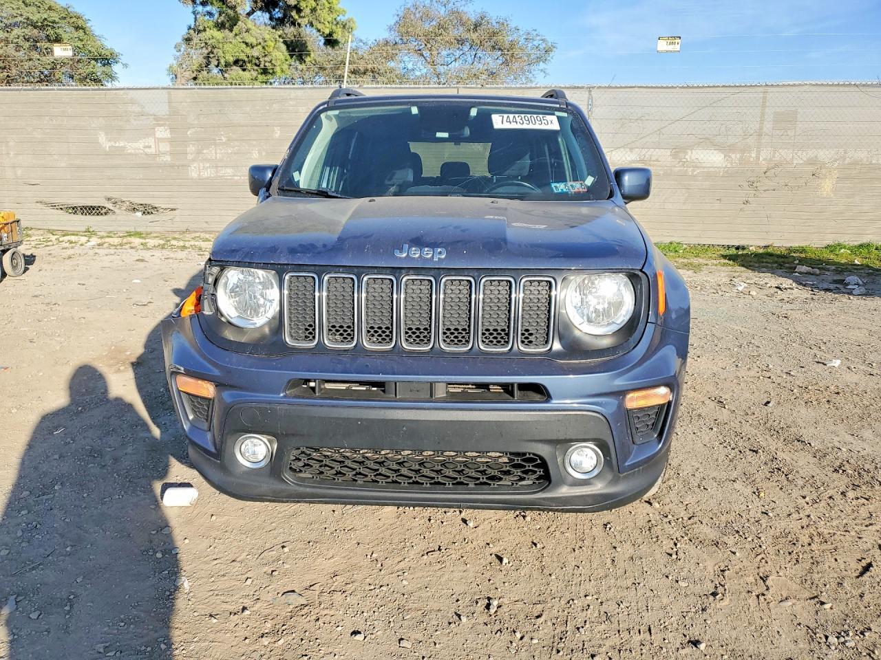 2019 Jeep Renegade Latitude - Image 5