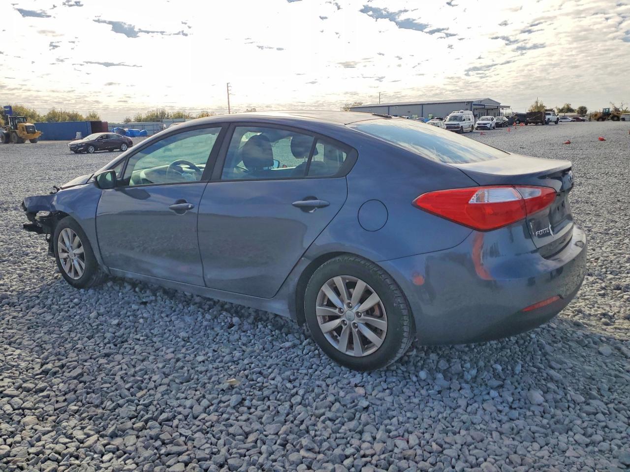 2016 Kia Forte Lx - Фото 2