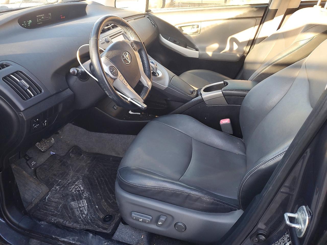 2012 Toyota Prius - Фото 7