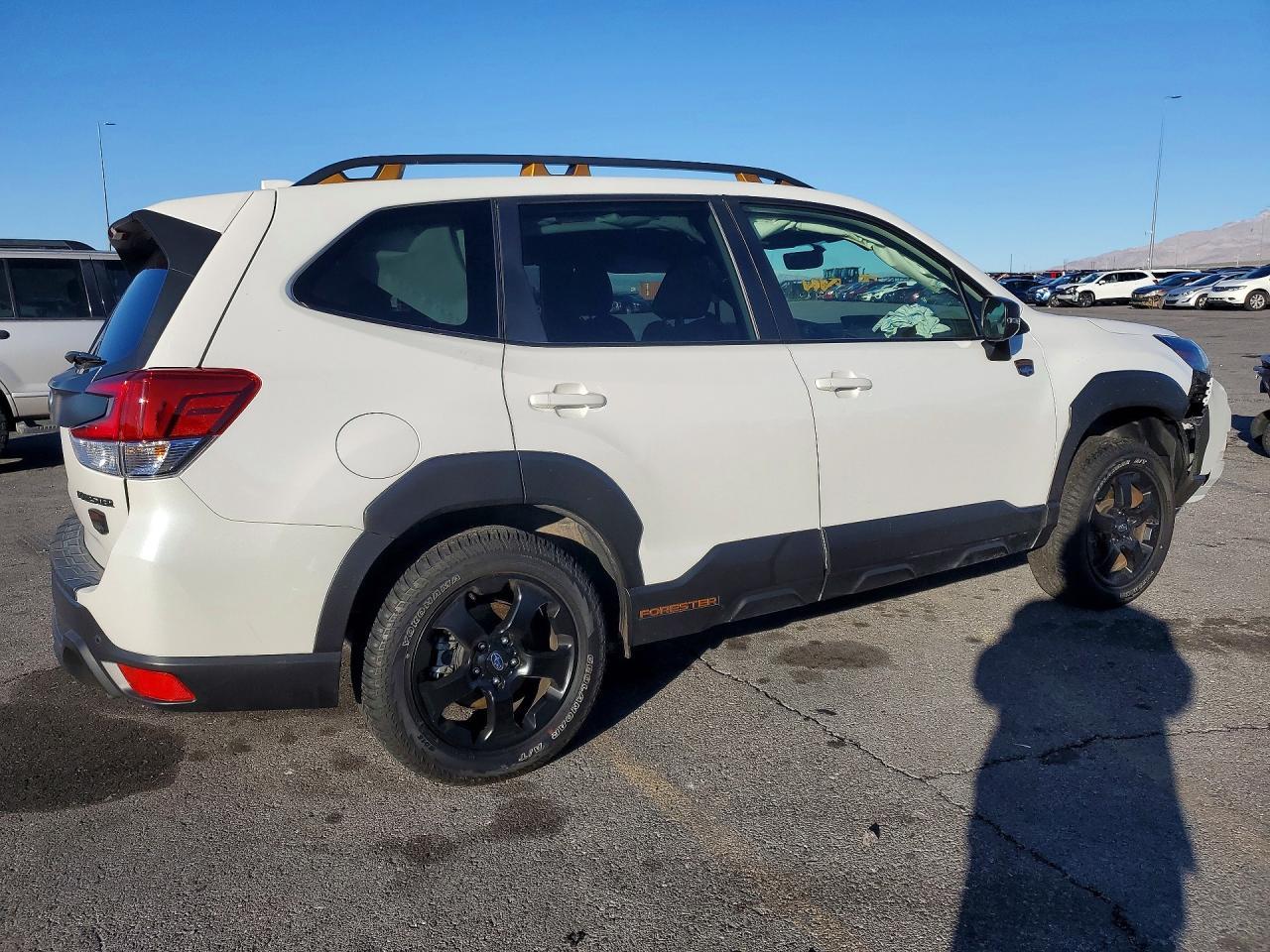 2022 Subaru Forester Wilderness - Фото 3