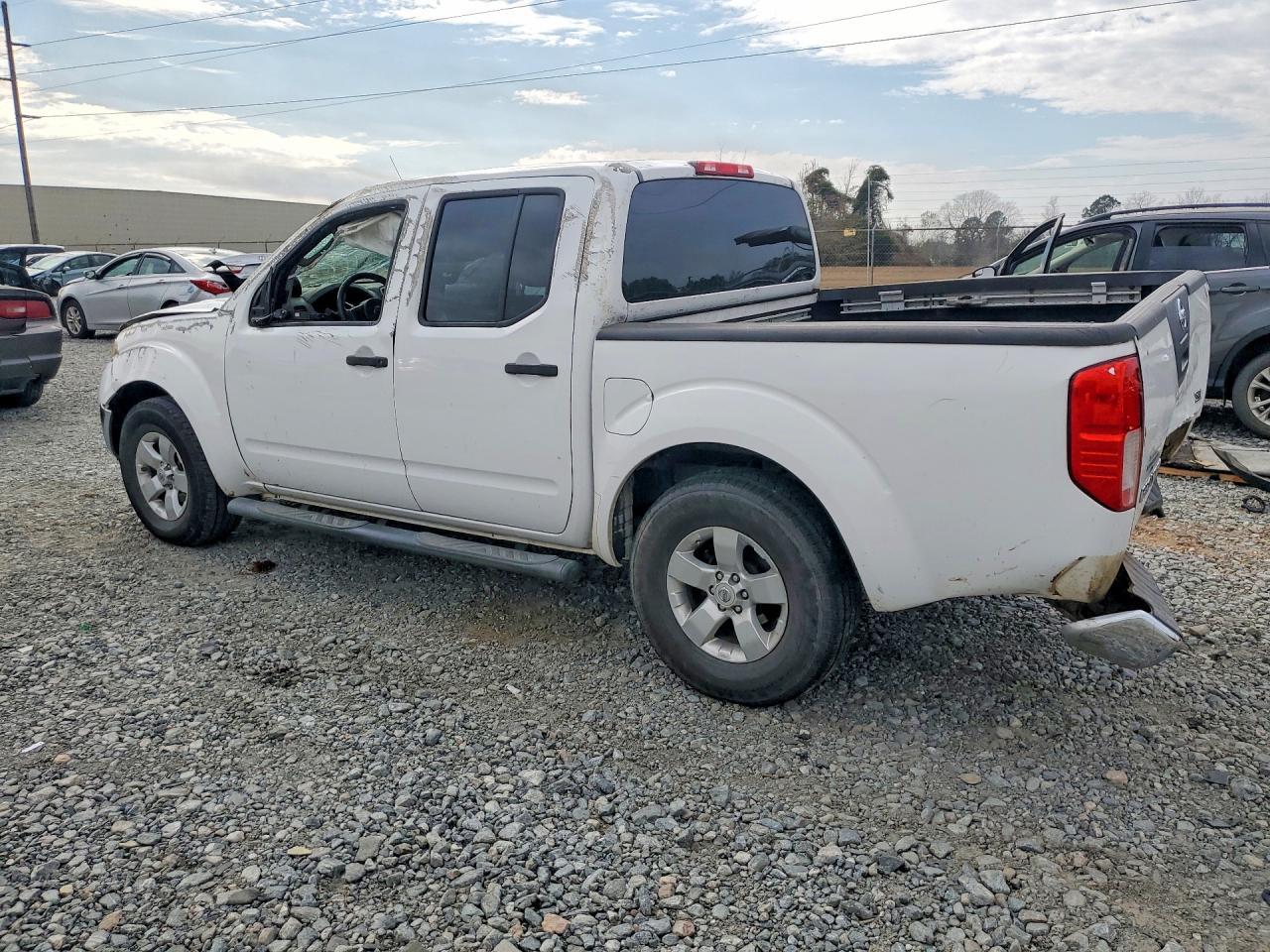 2011 Nissan Frontier S/Sv/Sl/Pro-4X - Фото 2
