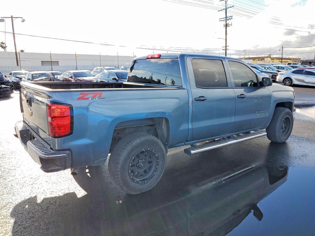 2014 Chevrolet Silverado C1500 - Image 3