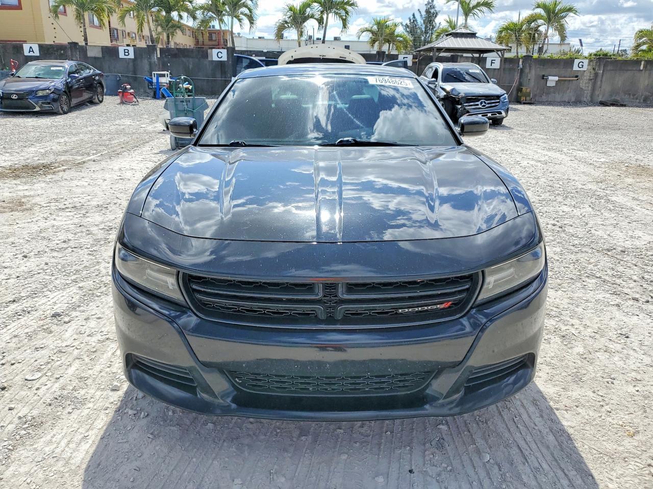 2021 Dodge Charger Sxt - Фото 5