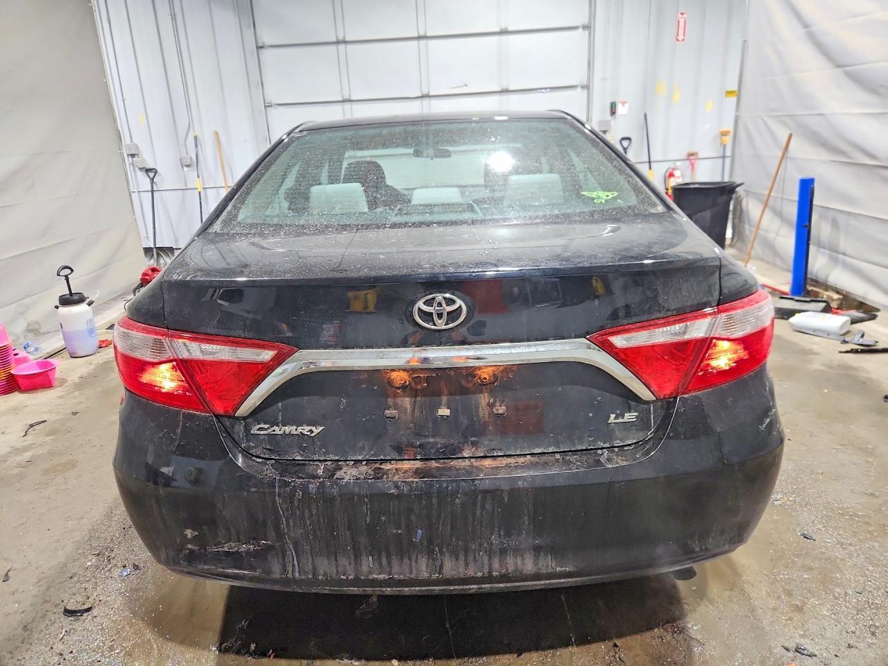 2016 Toyota Camry Le - Фото 6