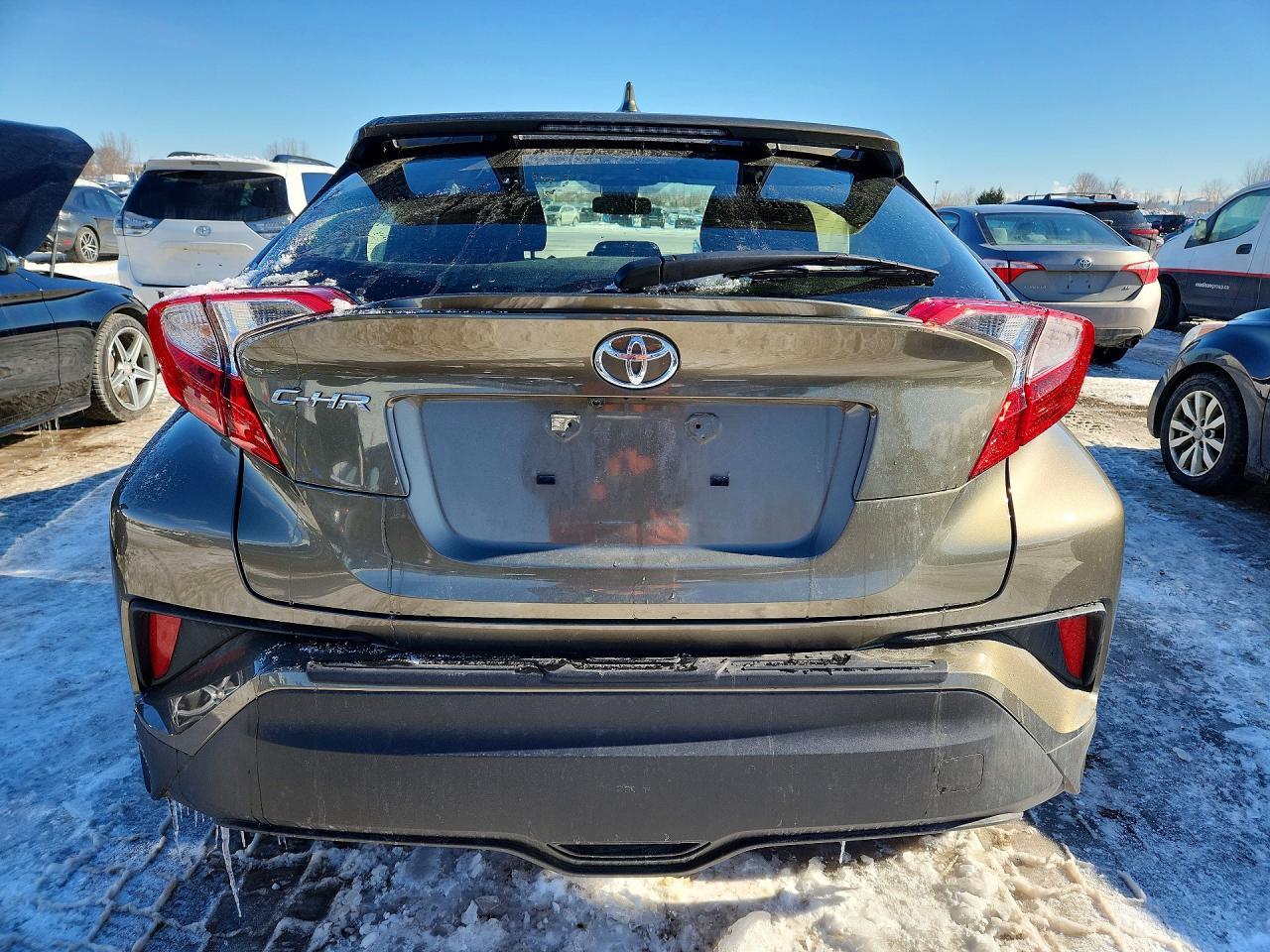 2021 Toyota C-Hr Xle - Фото 6