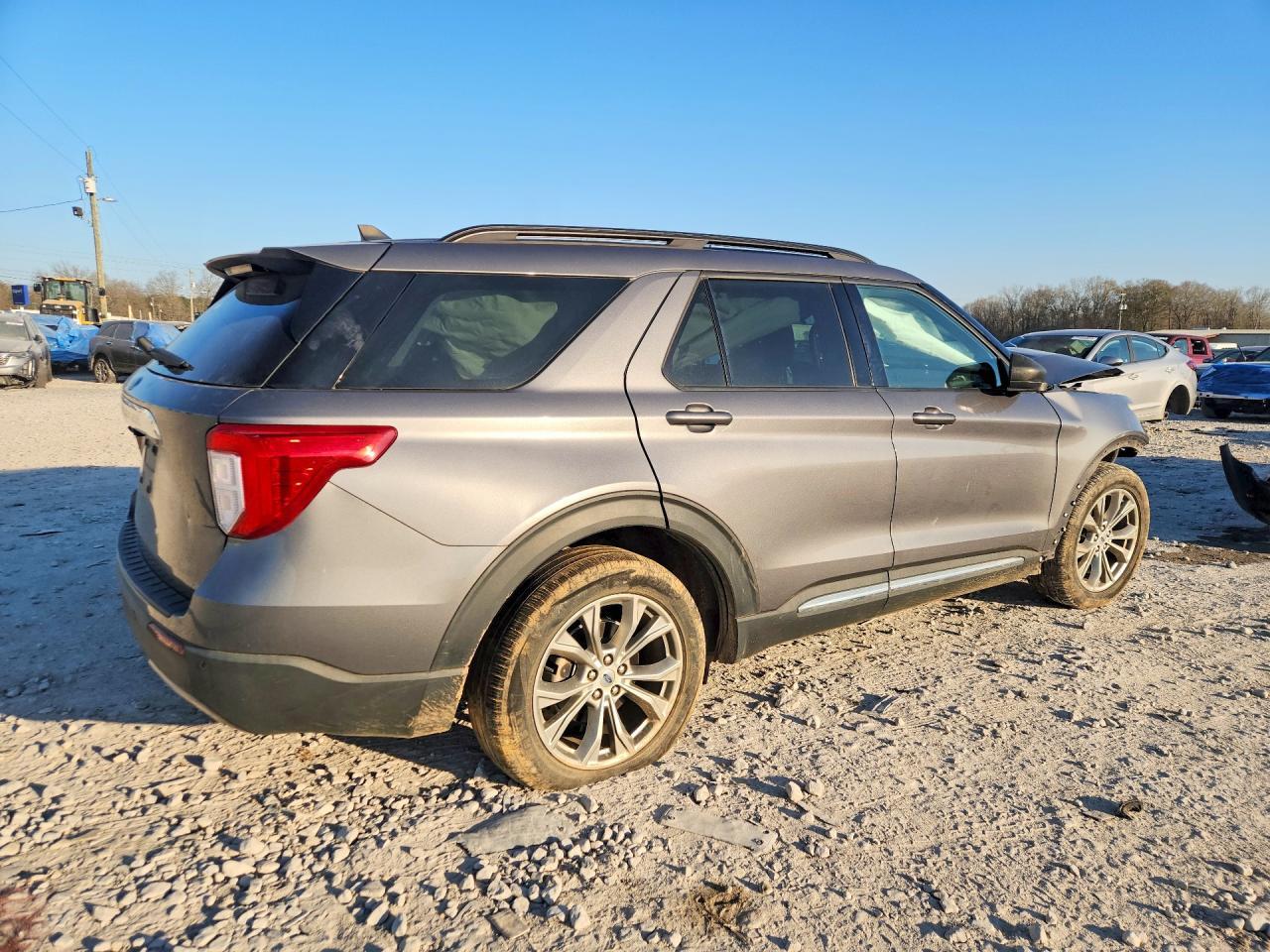 2022 Ford Explorer Xlt - Image 3