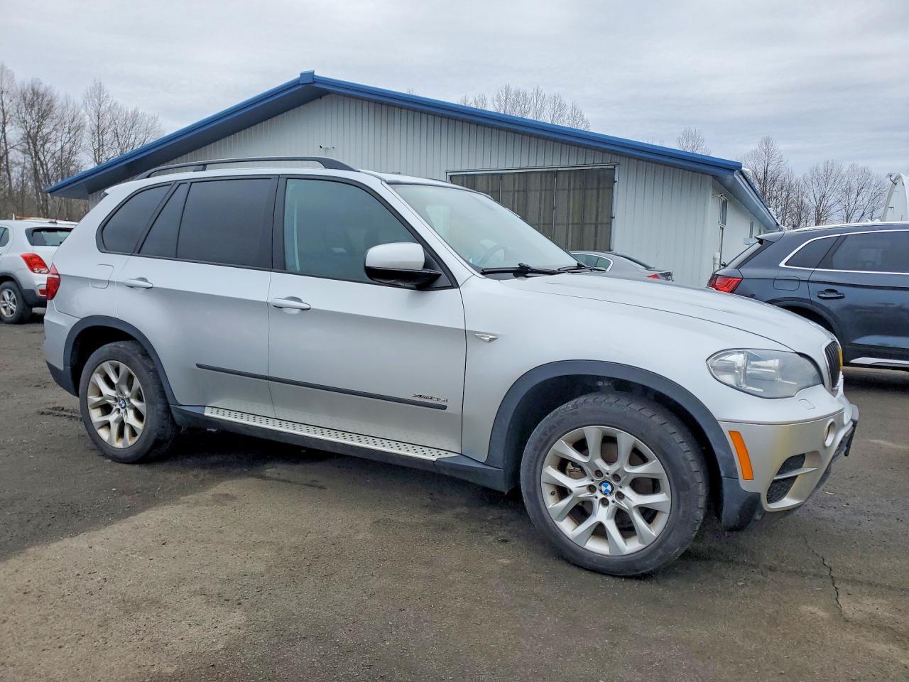 2012 BMW X5 xDrive35I - Image 4