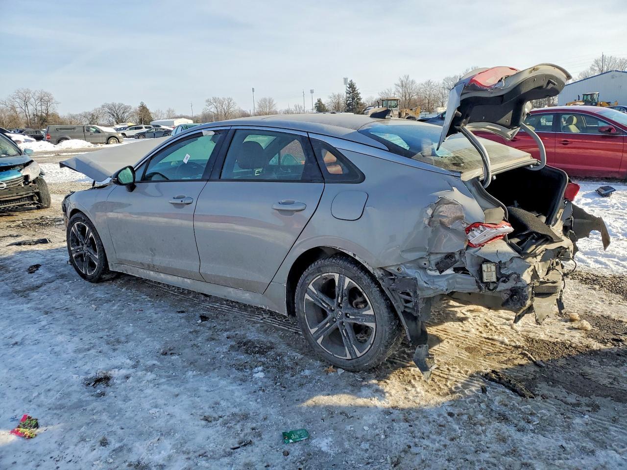2021 Kia K5 Gt Line - Image 2