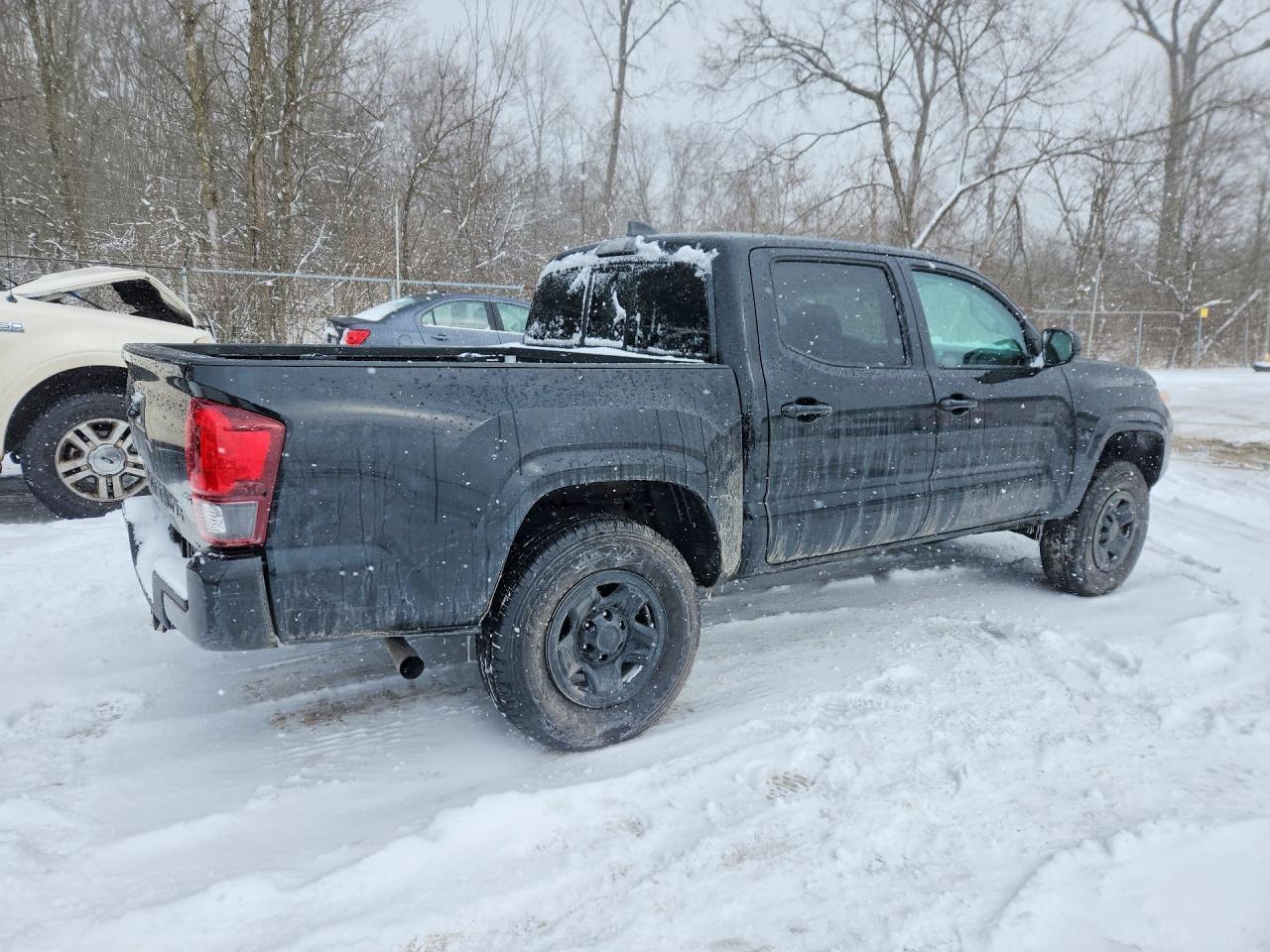 2022 Toyota Tacoma Sr V6 - Фото 3