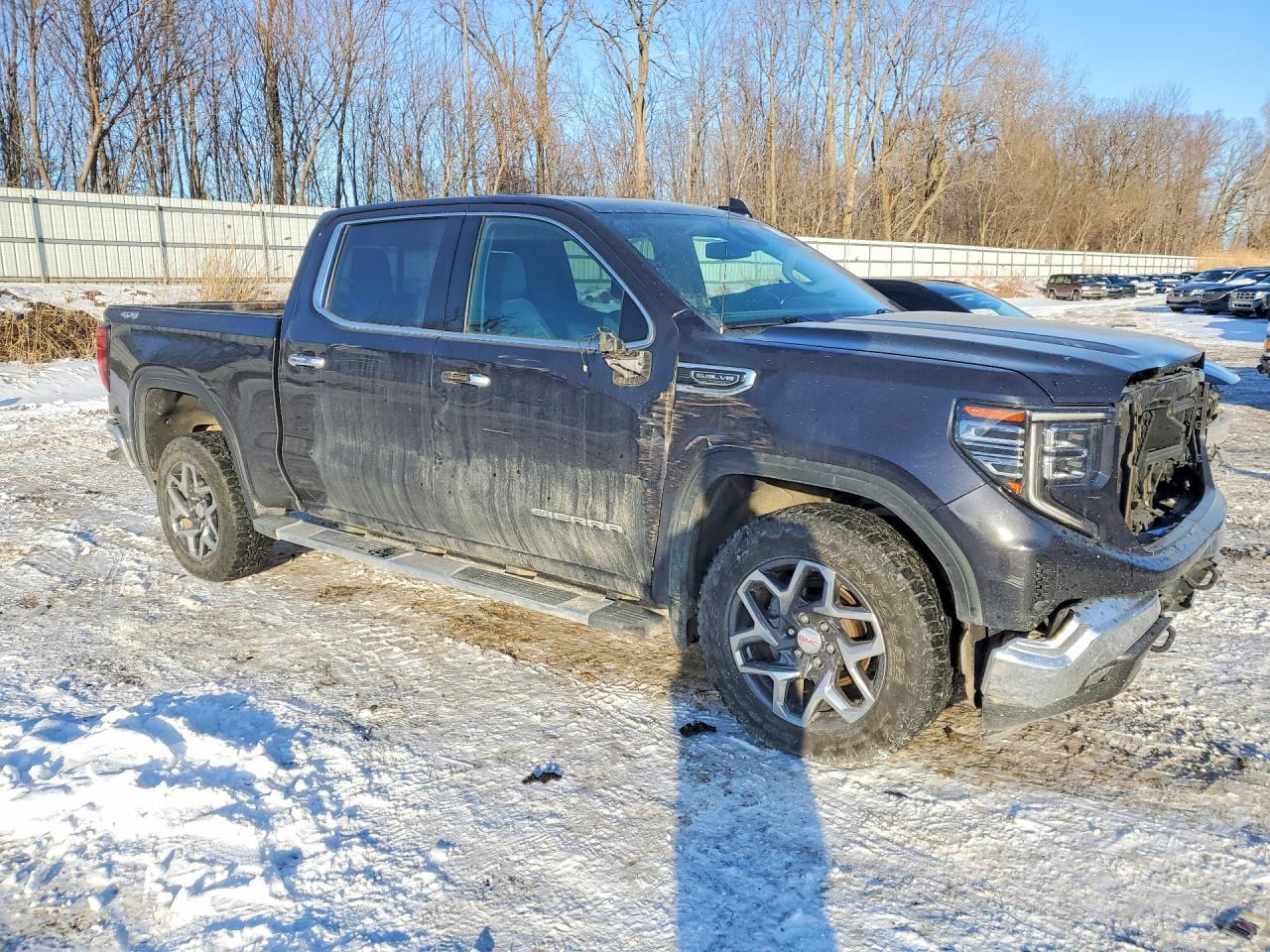 2022 GMC Sierra K1500 Slt - Image 4