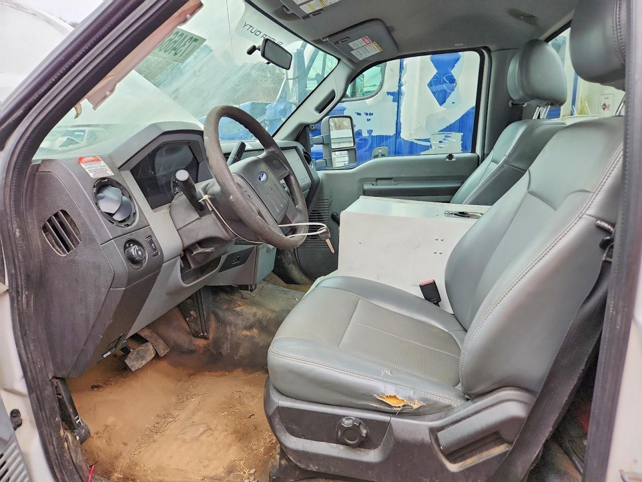 2012 Ford F450 Super Duty Utility / Service Truck - Image 7