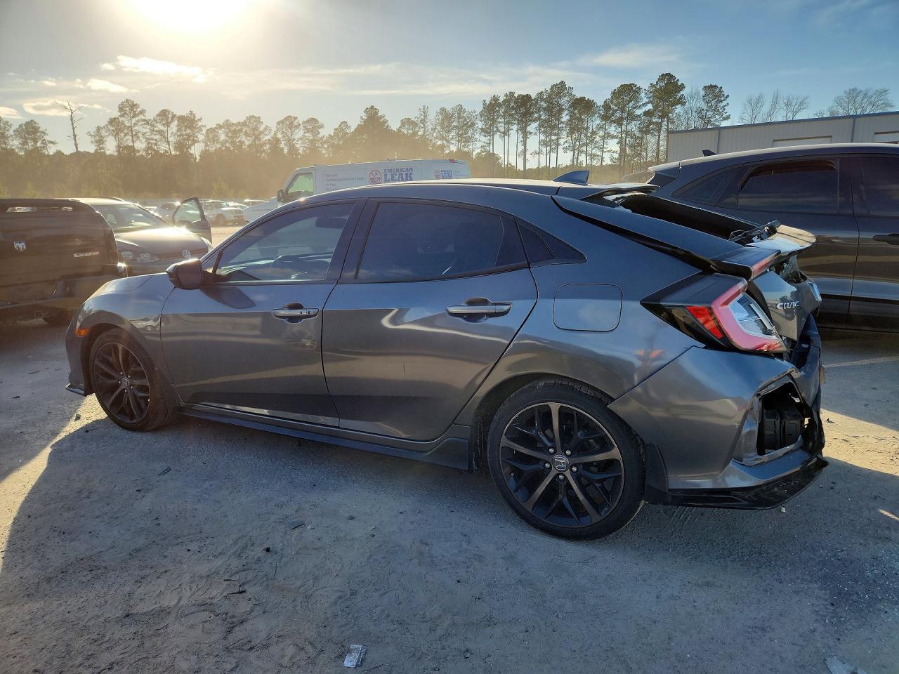 2021 Honda Civic Sport - Фото 2