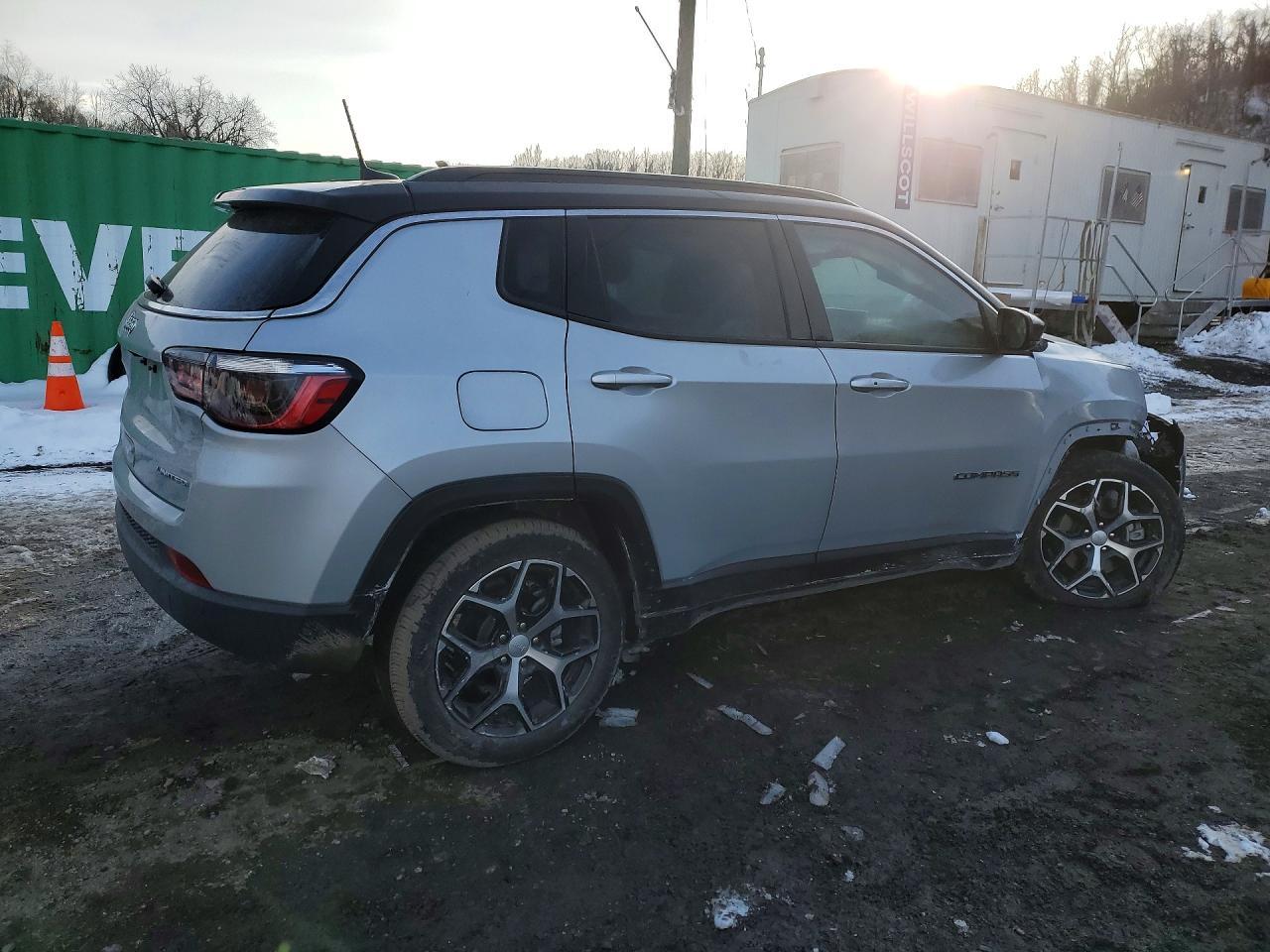 2024 Jeep Compass Limited - Фото 3