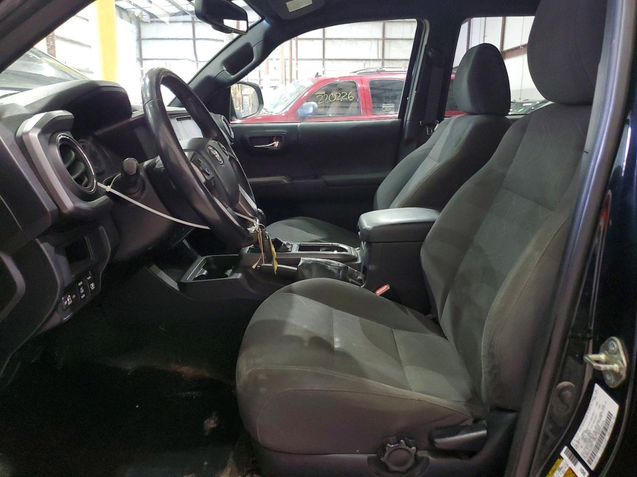 2017 Toyota Tacoma Double Cab - Image 7