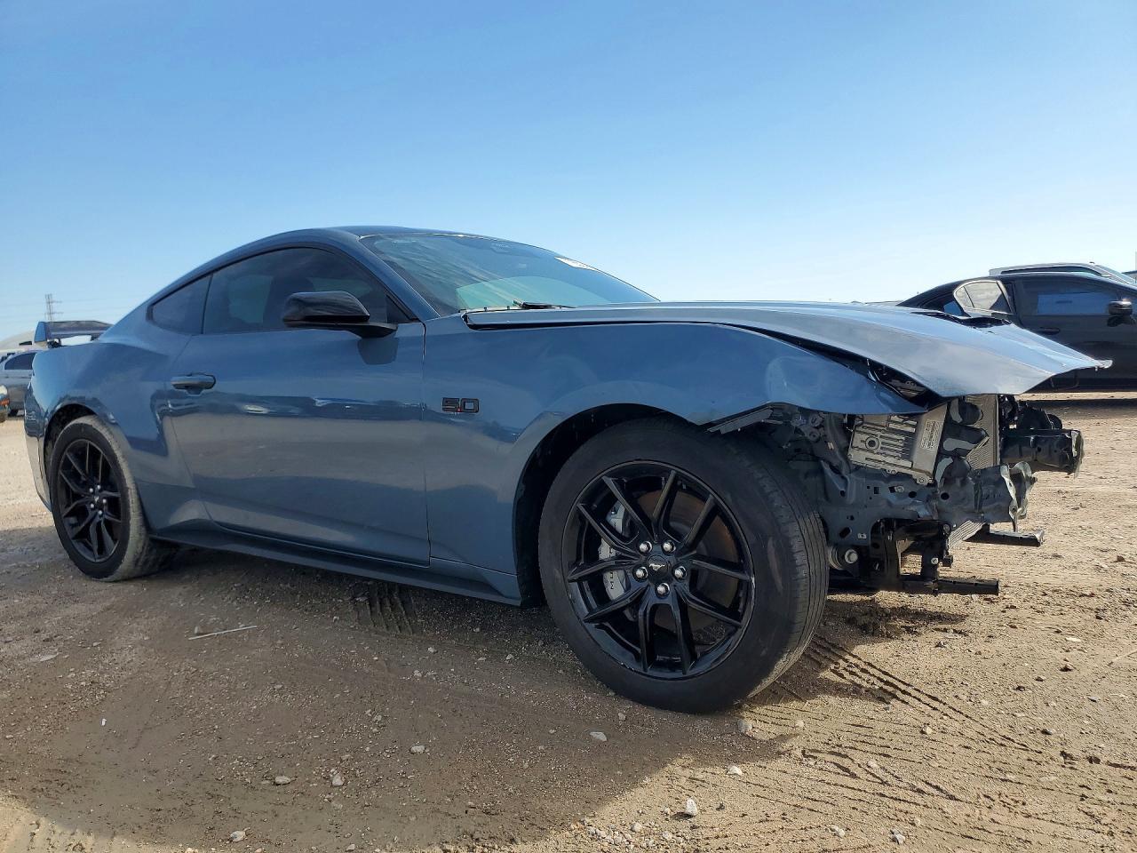 2025 Ford Mustang Gt - Image 4