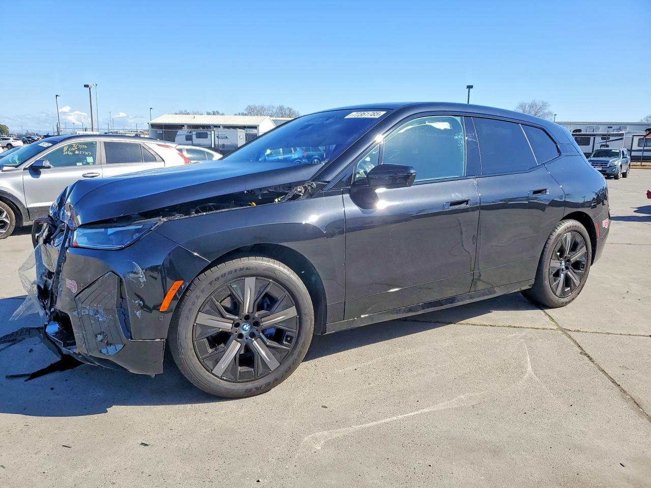 2025 BMW Ix xDrive50