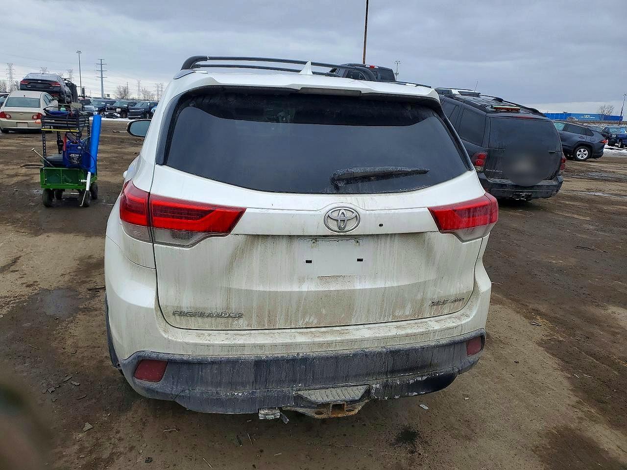 2018 Toyota Highlander Se - Image 6