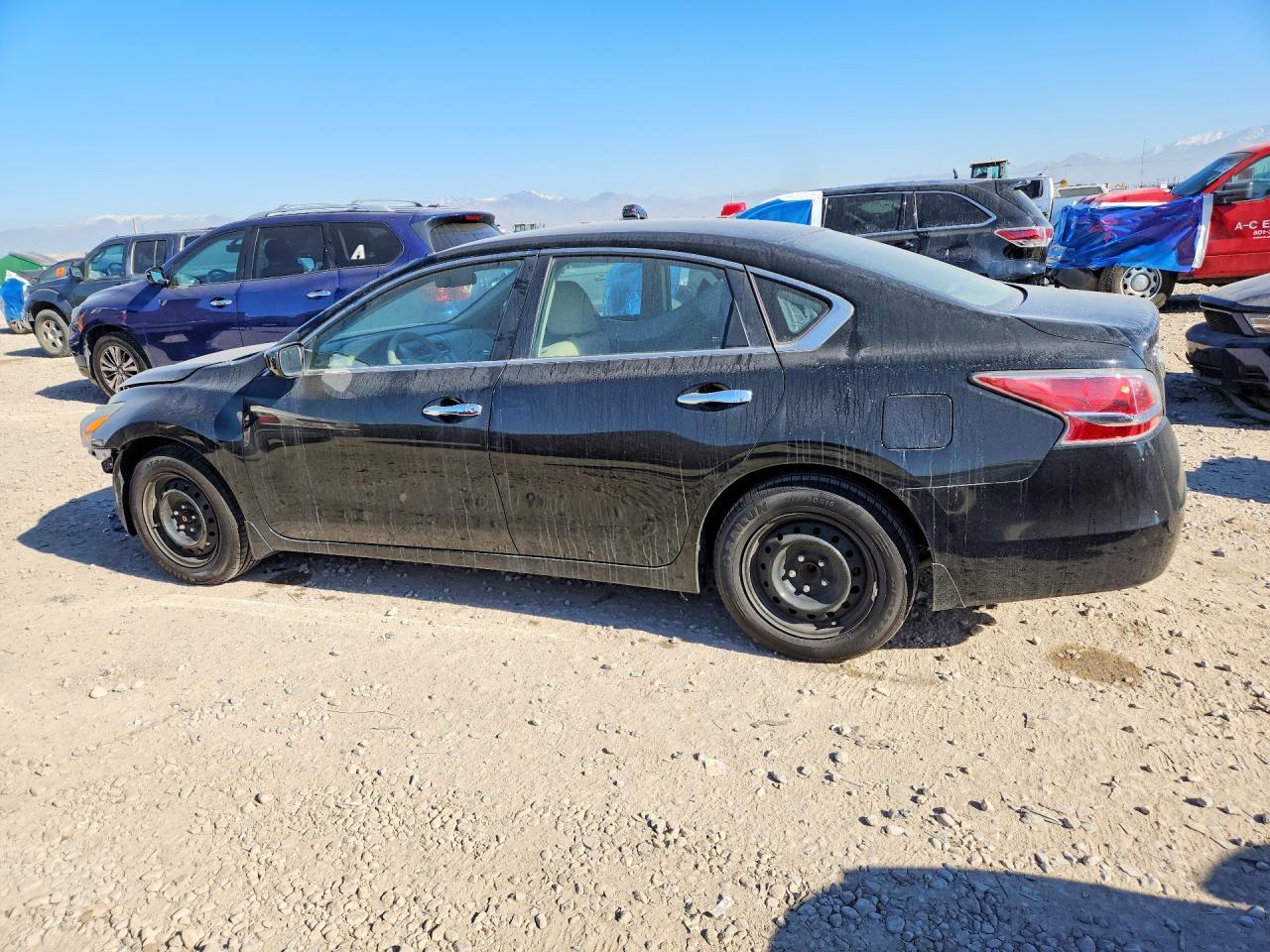 2015 Niss Altima 2.5 S - Фото 2