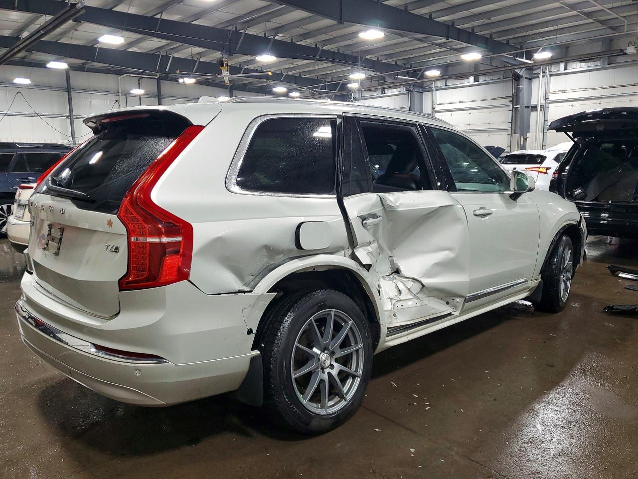 2022 Volvo Xc90 T6 Inscription - Фото 3