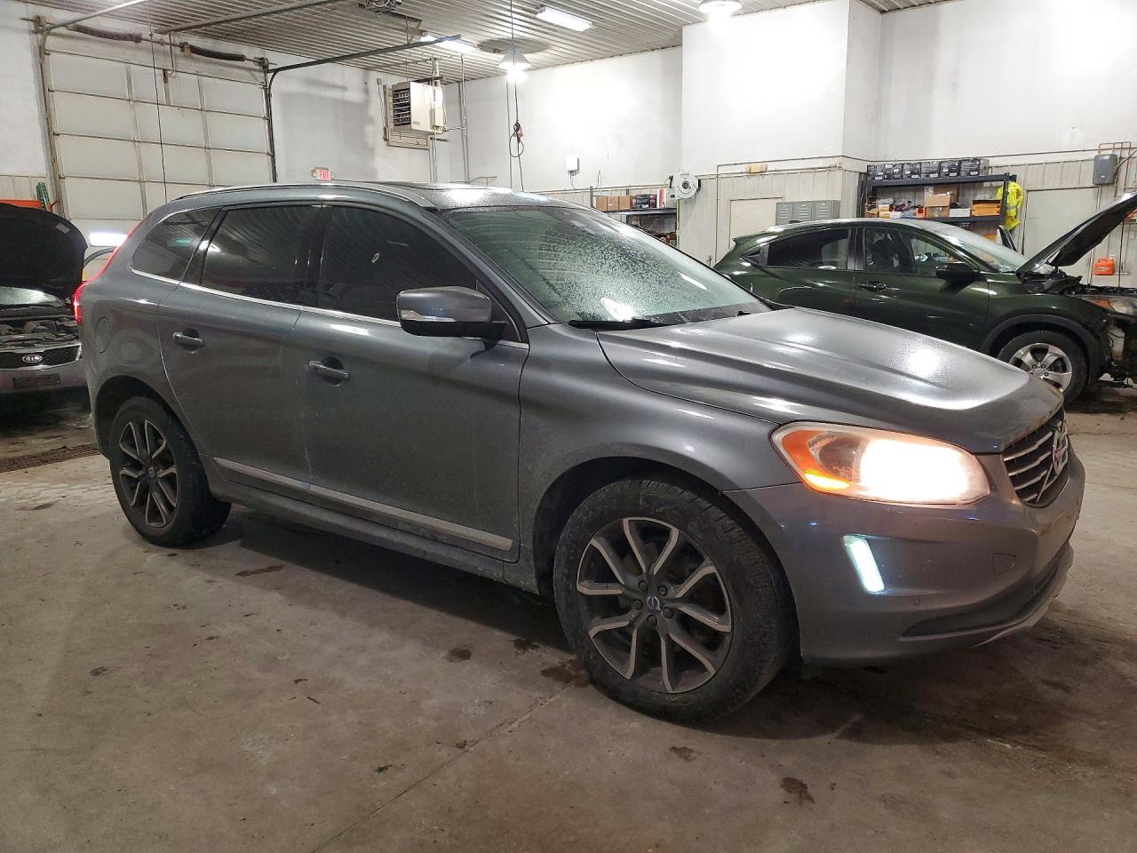 2016 Volvo Xc60 T6 Premier - Фото 4